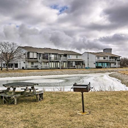 Sand Beach Condo With Balcony, Dock And Access To Lake Erie מראה חיצוני תמונה