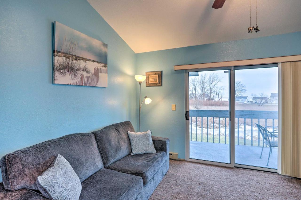 Sand Beach Condo With Balcony, Dock And Access To Lake Erie מראה חיצוני תמונה